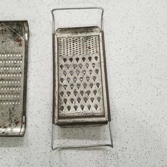 Antique Primitive Farmhouse Metal Graters Vintage - Picture 5 of 7